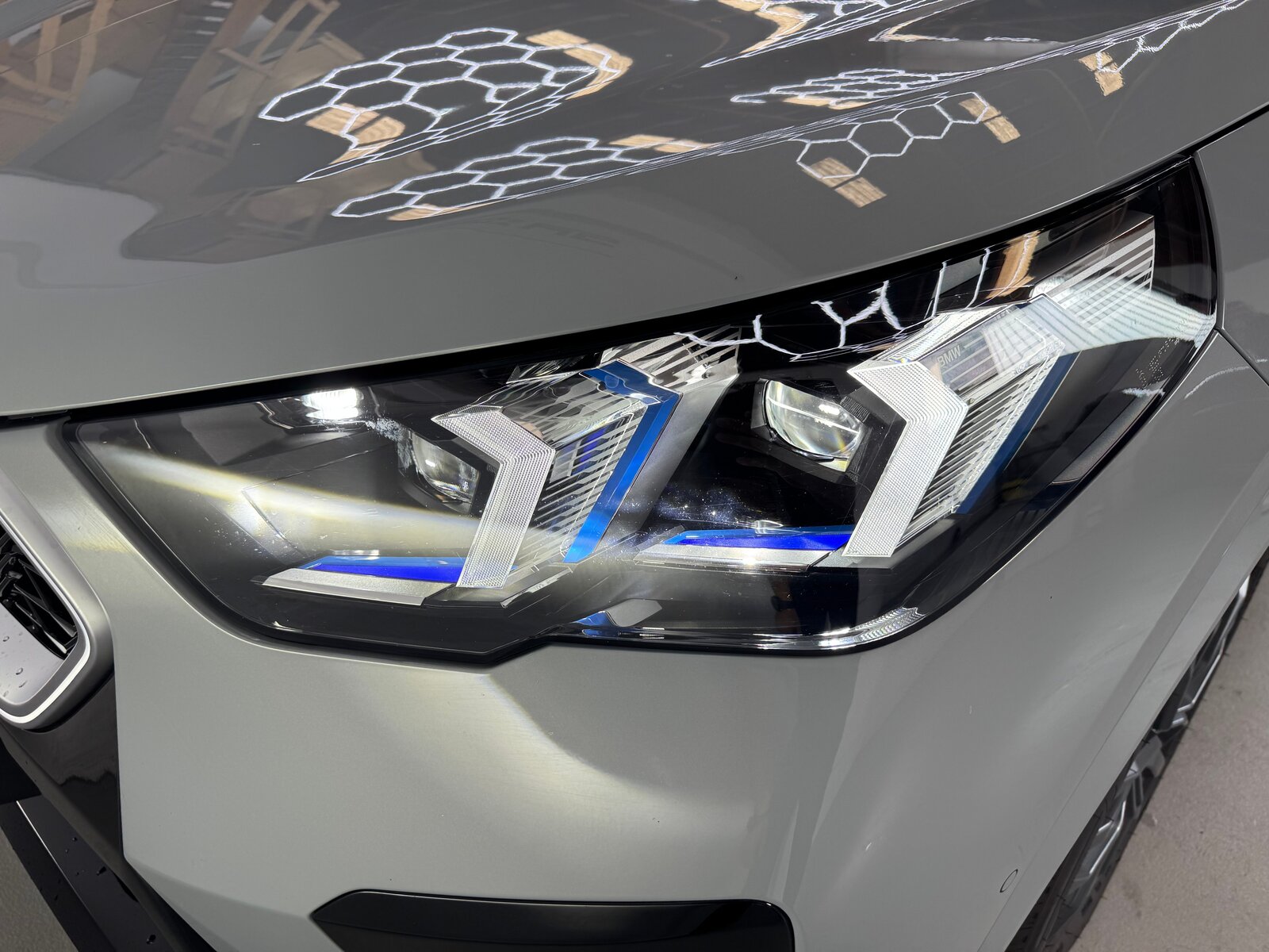 BMW X2 sDrive 20i 48V M Sport CH-Fahrzeug Iconic Glow, Mild-Hybrid Benzin/Elektro, Occasion / Gebraucht, Automatik - 7