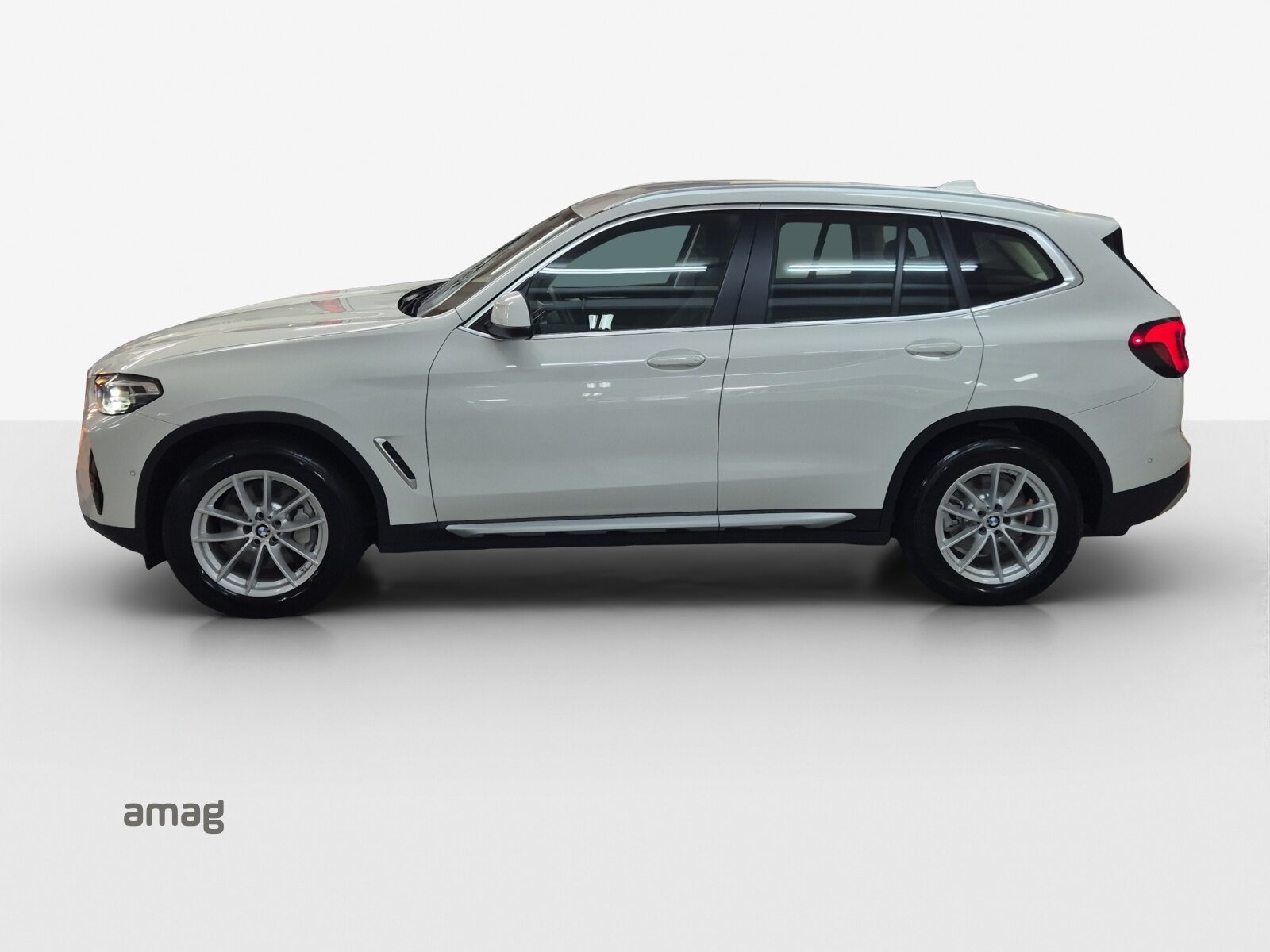 BMW X3 xDrive 30i Individual, Benzin, Occasion / Gebraucht, Automatik - 2