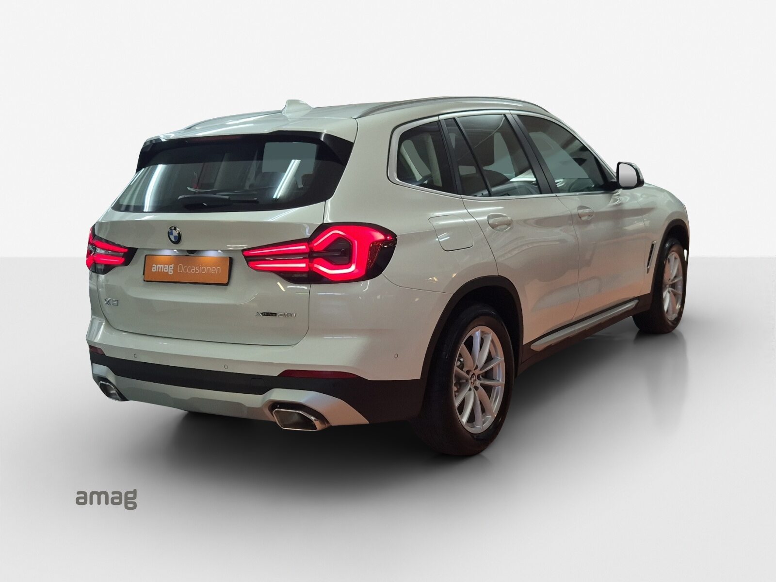BMW X3 xDrive 30i Individual, Benzin, Occasion / Gebraucht, Automatik - 5