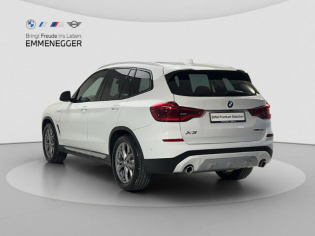 BMW X3  30e xLine, Voll-Hybrid Benzin/Elektro, Occasion / Gebraucht, Automatik - 3