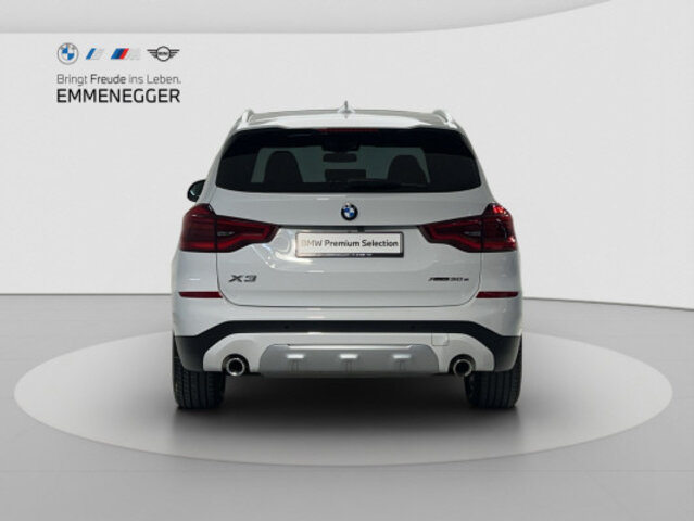 BMW X3  30e xLine, Voll-Hybrid Benzin/Elektro, Occasion / Gebraucht, Automatik - 4