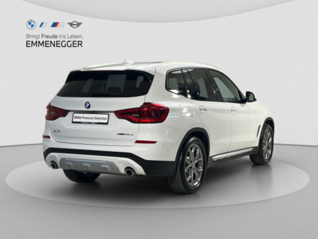 BMW X3  30e xLine, Voll-Hybrid Benzin/Elektro, Occasion / Gebraucht, Automatik - 5