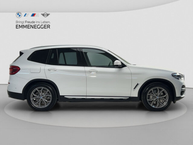 BMW X3  30e xLine, Voll-Hybrid Benzin/Elektro, Occasion / Gebraucht, Automatik - 6