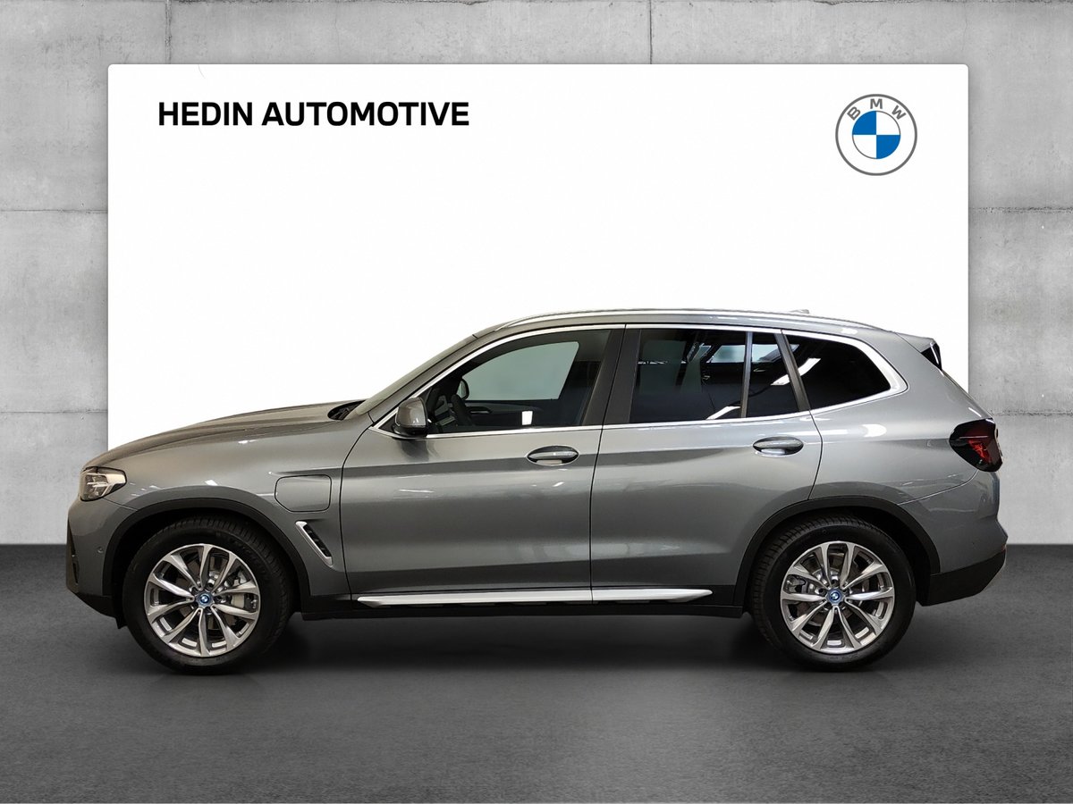 BMW X3 30e, Hybride Rechargeable Essence/Électricité, Voiture nouvelle, Automatique - 4