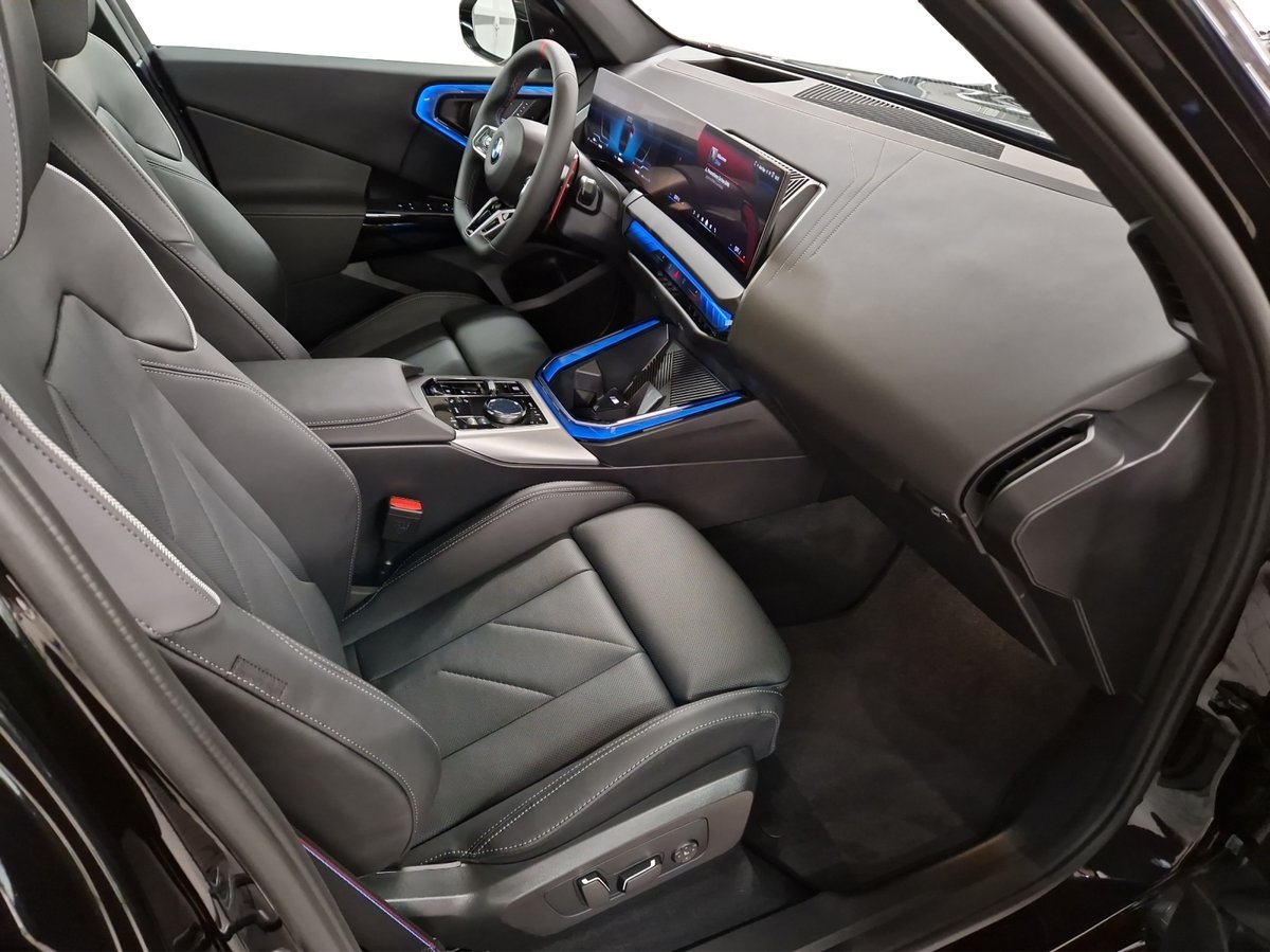 BMW X3 M50 48V M Sport Pro, Mild-Hybrid Petrol/Electric, New car, Automatic - 3