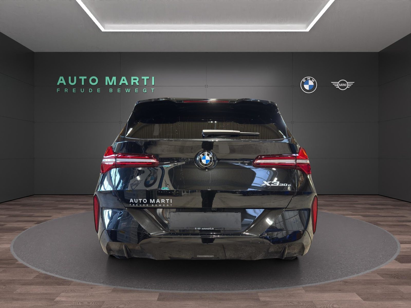 BMW X3 30e xDrive, Hybride Rechargeable Essence/Électricité, Voiture nouvelle, Automatique - 3