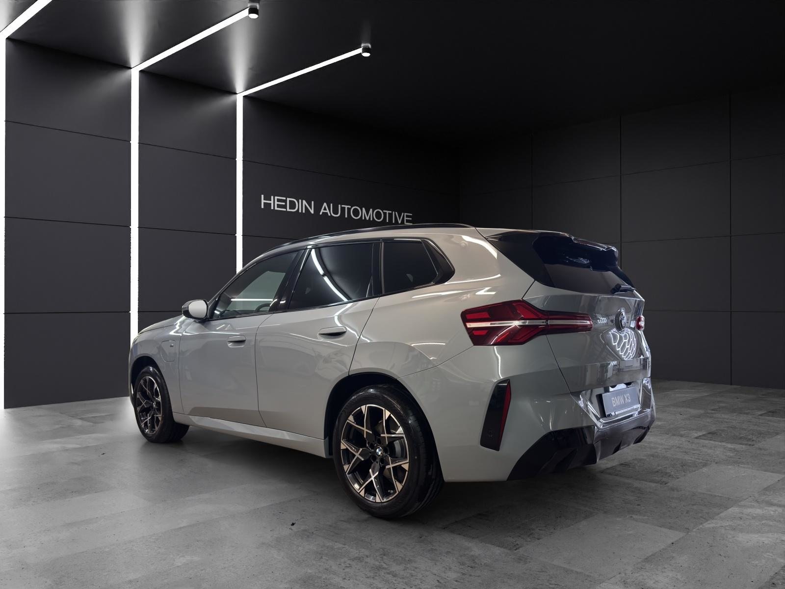 BMW X3 30e xDrive, Plug-in-Hybrid Petrol/Electric, New car, Automatic - 3