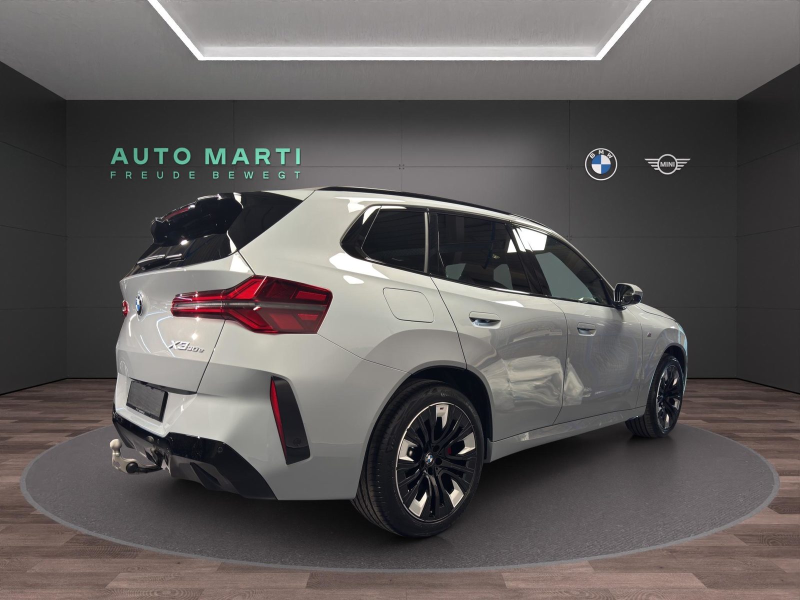 BMW X3 30e xDrive, Plug-in-Hybrid Petrol/Electric, New car, Automatic - 4