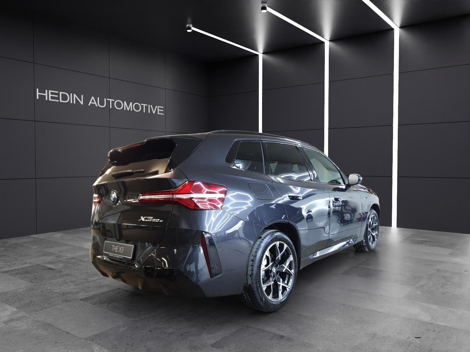 BMW X3 30e xDrive, Hybride Rechargeable Essence/Électricité, Voiture nouvelle, Automatique - 5
