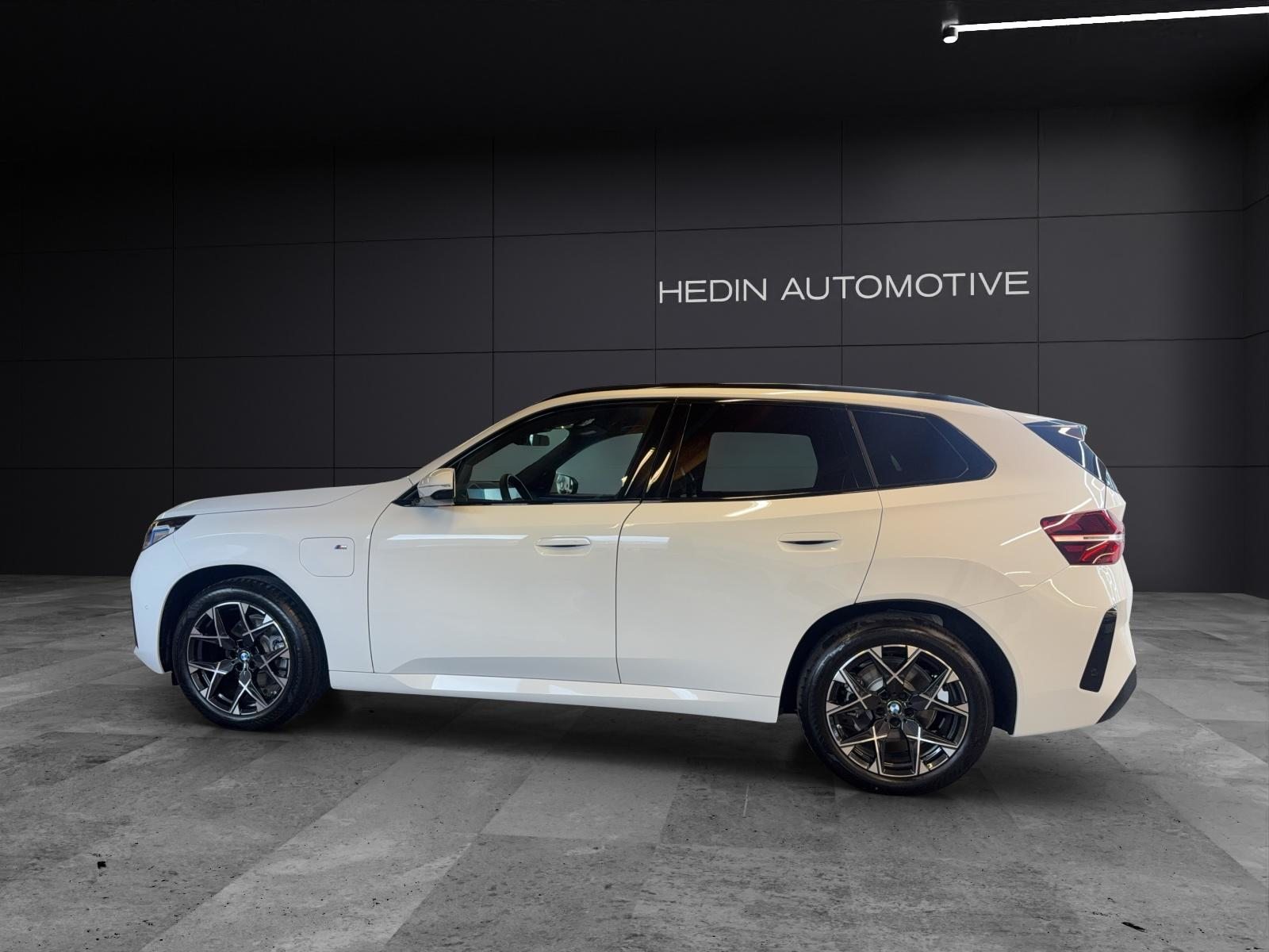 BMW X3 30e xDrive, Hybride Rechargeable Essence/Électricité, Voiture nouvelle, Automatique - 2