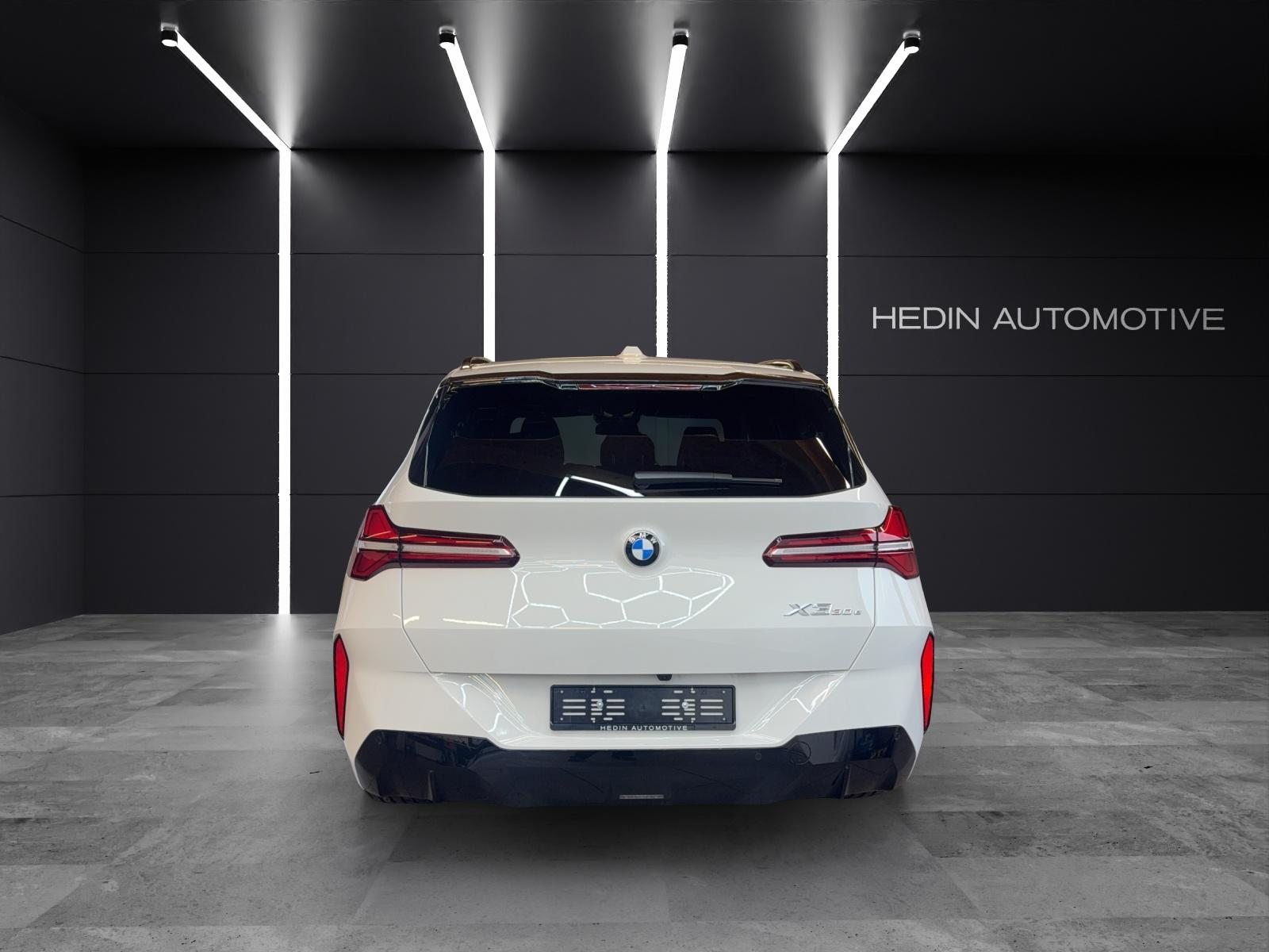 BMW X3 30e xDrive, Hybride Rechargeable Essence/Électricité, Voiture nouvelle, Automatique - 4