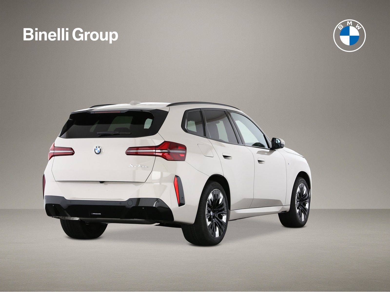 BMW X3 30e, Plug-in-Hybrid Benzina/Elettrica, Auto nuove, Automatico - 4