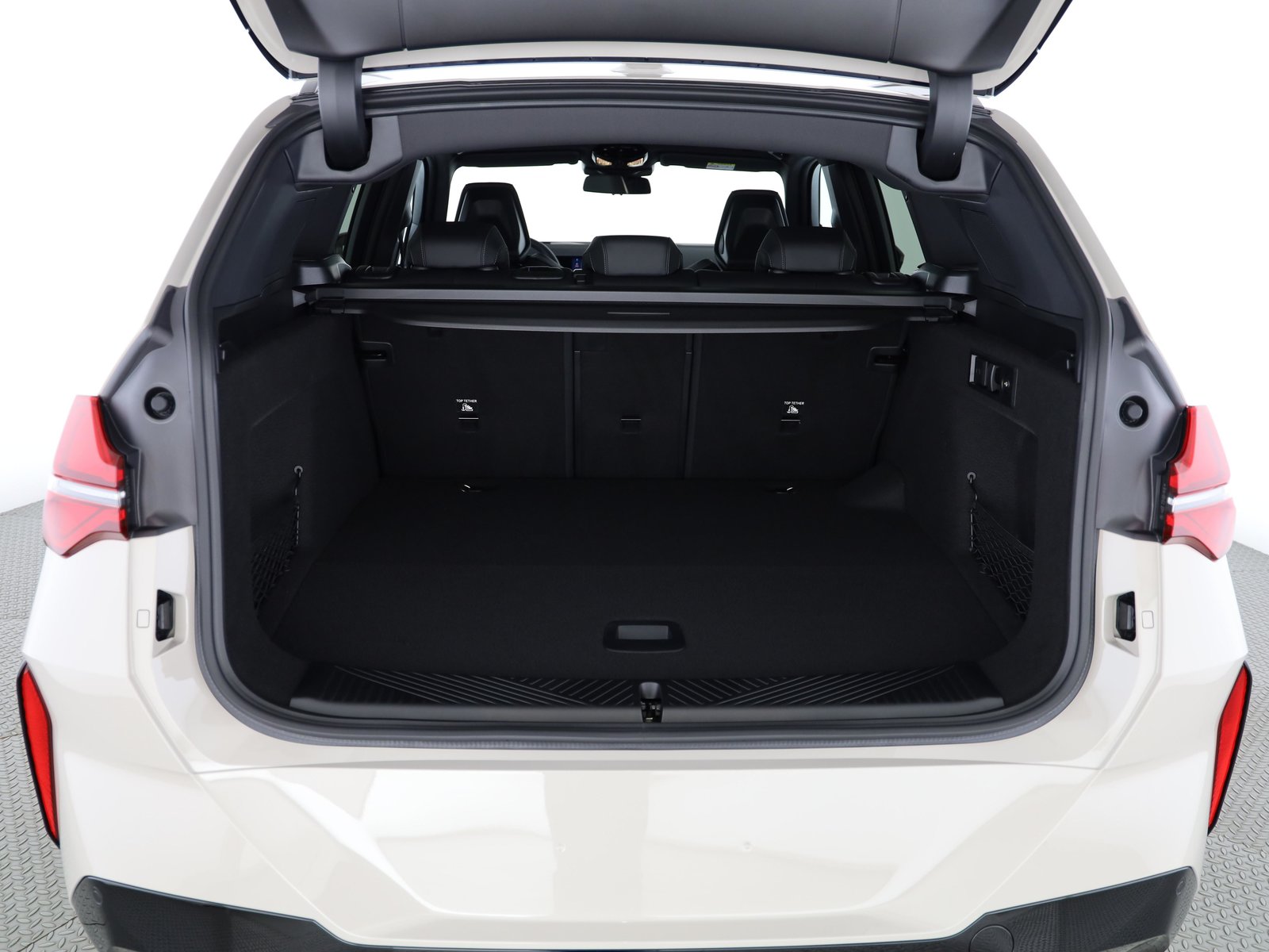 BMW X3 30e, Plug-in-Hybrid Benzina/Elettrica, Auto nuove, Automatico - 7