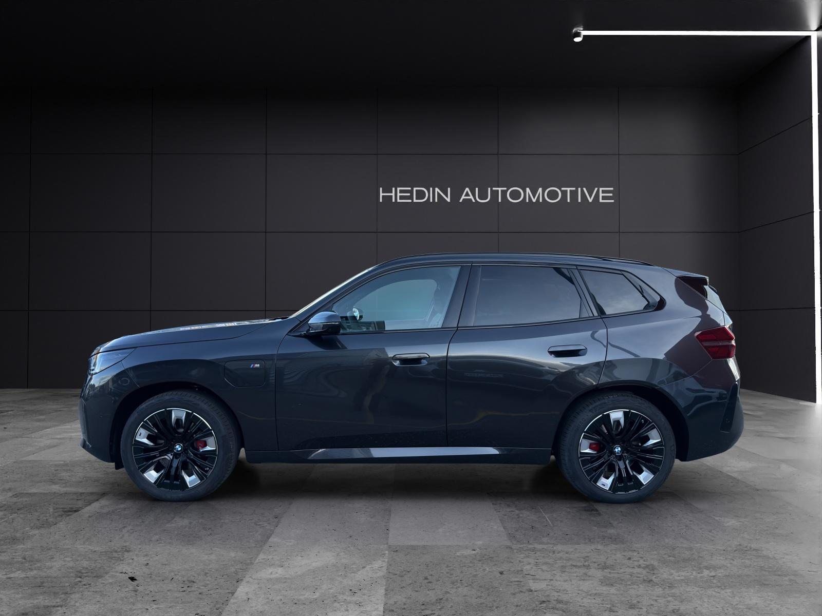 BMW X3 30e xDrive, Hybride Rechargeable Essence/Électricité, Voiture nouvelle, Automatique - 3