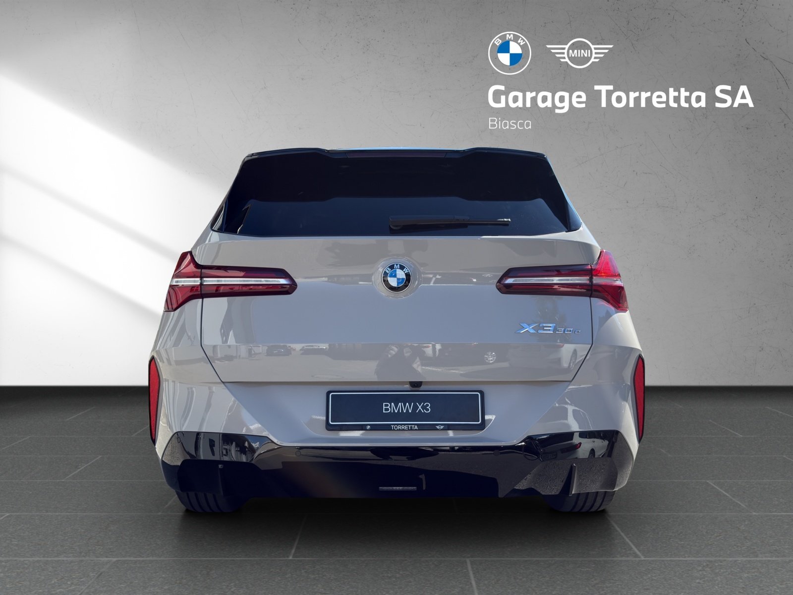 BMW X3 30e M Sport, Hybride Rechargeable Essence/Électricité, Voiture nouvelle, Automatique - 4