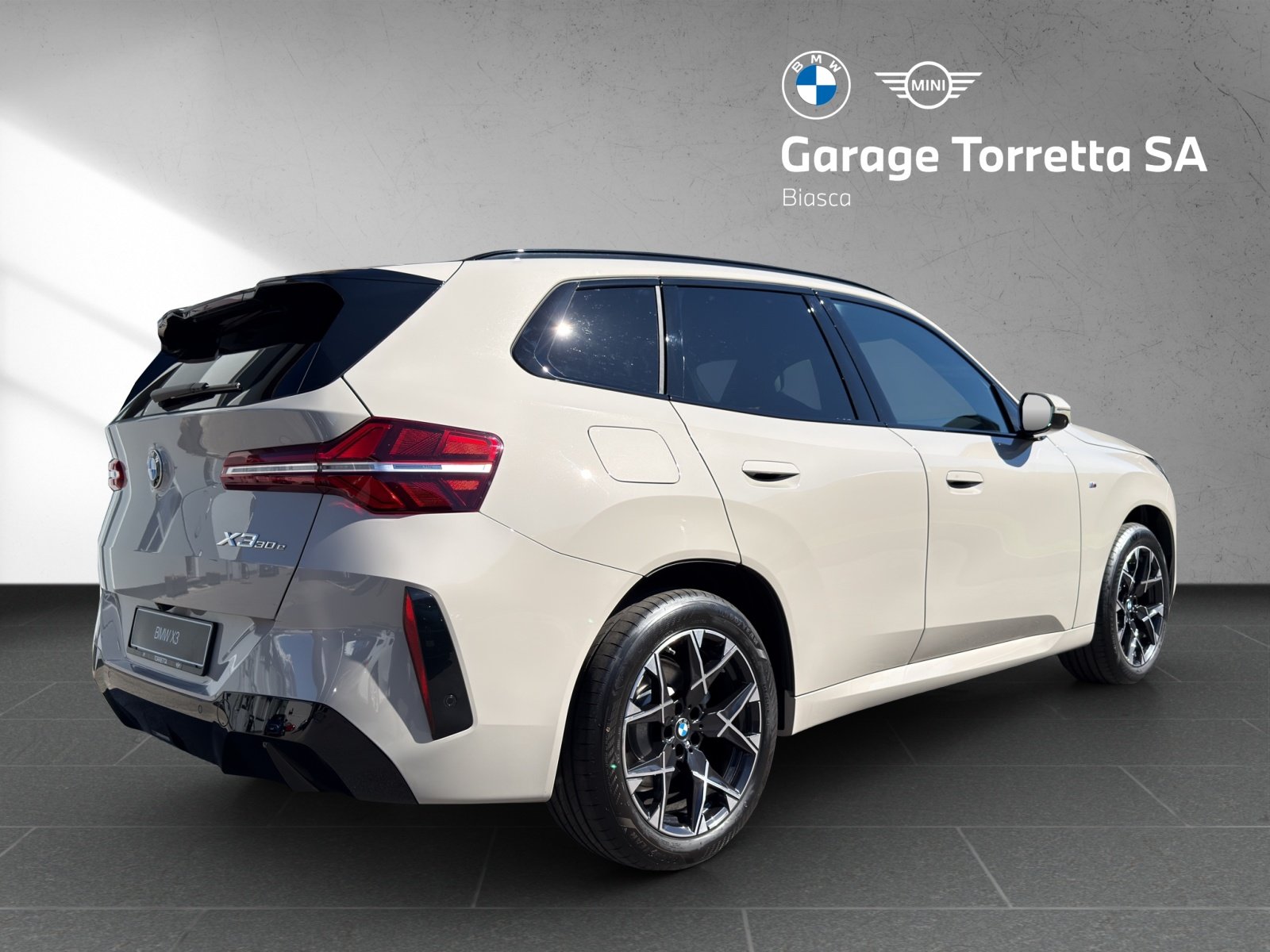 BMW X3 30e M Sport, Hybride Rechargeable Essence/Électricité, Voiture nouvelle, Automatique - 5