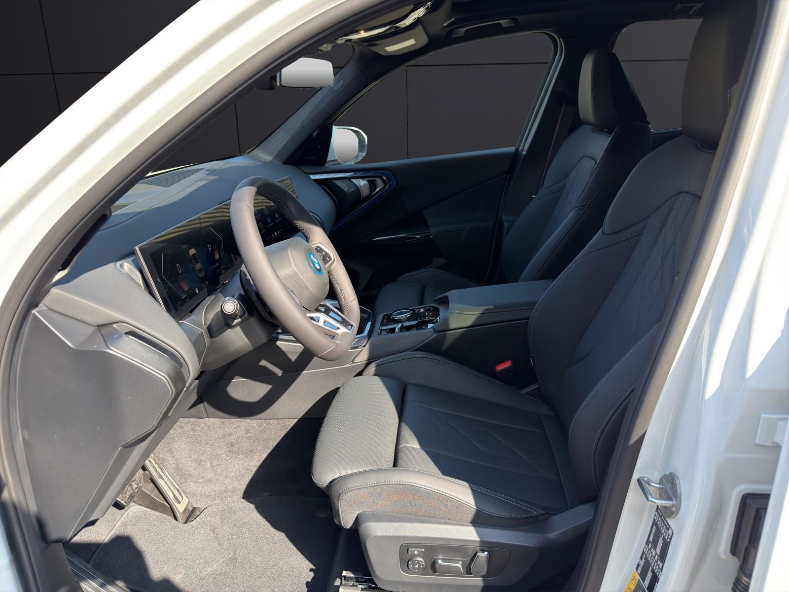 BMW X3 30e xDrive, Plug-in-Hybrid Benzin/Elektro, Neuwagen, Automatik - 2