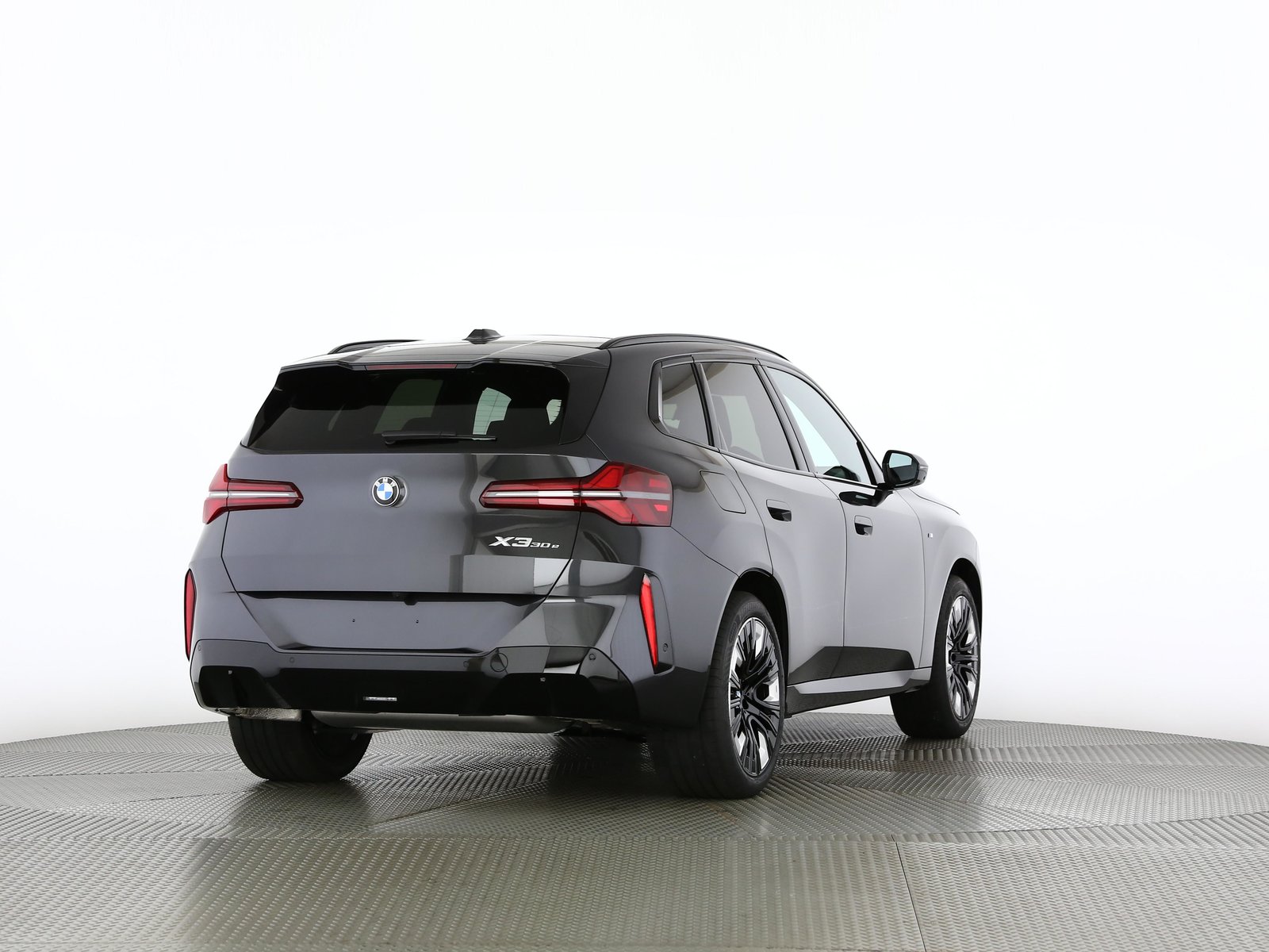 BMW X3 30e, Hybride Rechargeable Essence/Électricité, Voiture nouvelle, Automatique - 2
