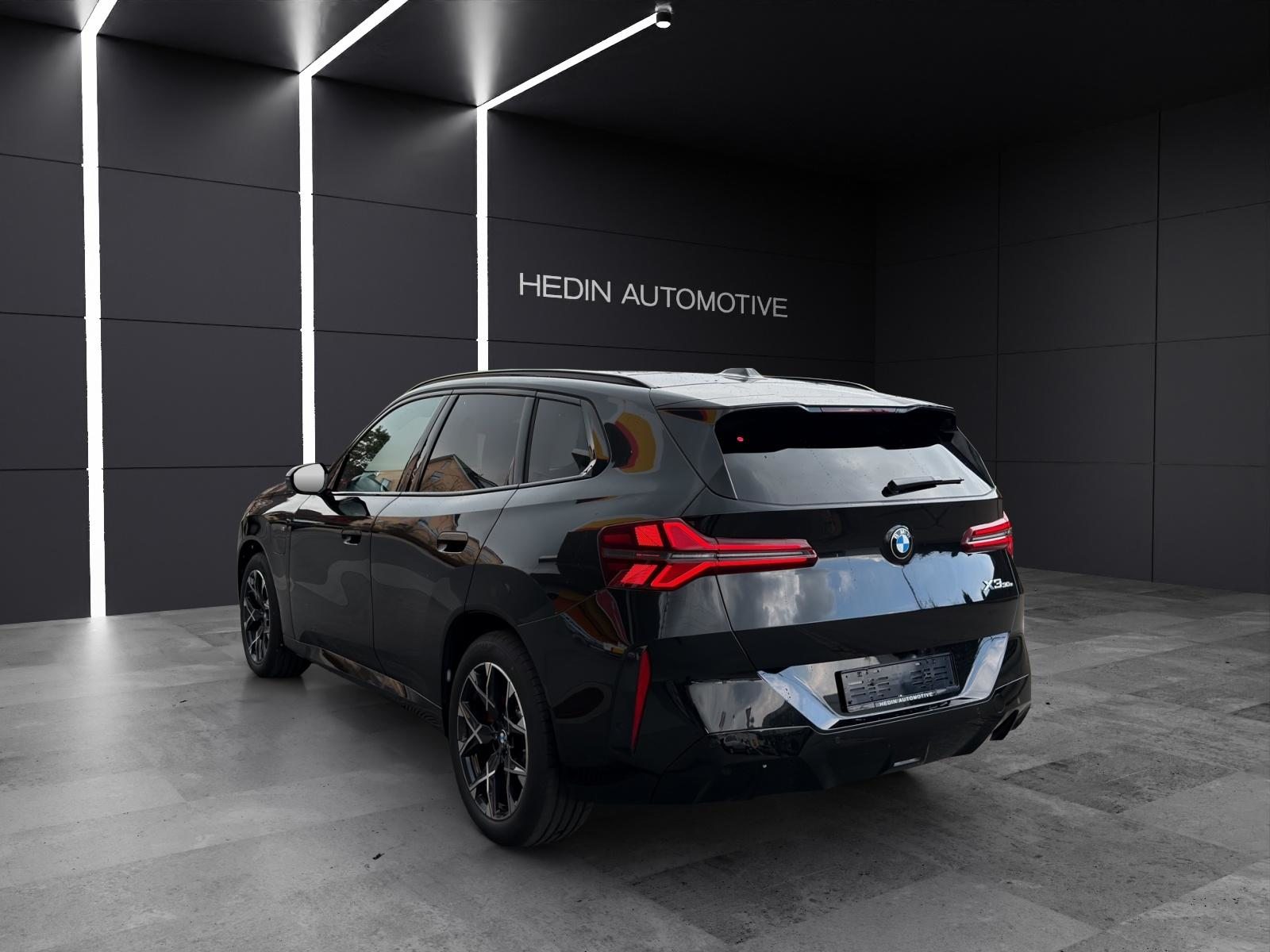 BMW X3 30e xDrive, Hybride Rechargeable Essence/Électricité, Voiture nouvelle, Automatique - 3