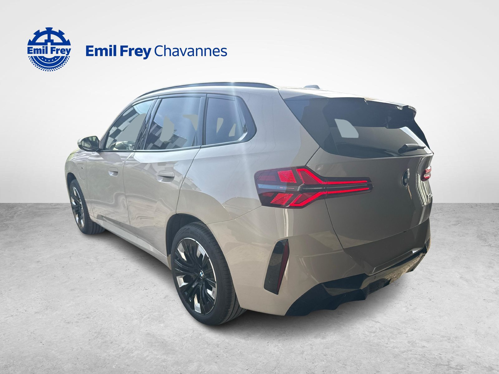 BMW X3 30e xDrive Kit Sport M Pro, Hybride Rechargeable Essence/Électricité, Voiture nouvelle, Automatique - 3