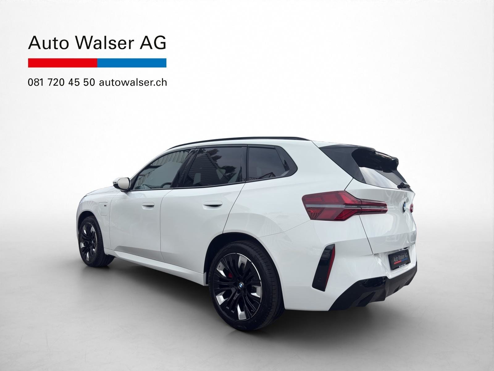 BMW X3 30e xDrive, Hybride Rechargeable Essence/Électricité, Voiture nouvelle, Automatique - 3