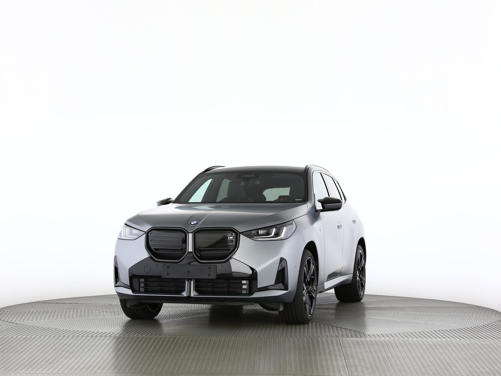 BMW X3 M50i