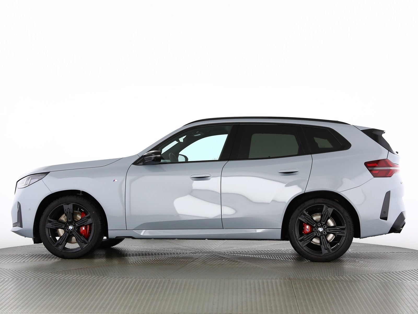 BMW X3 M50i, Mild-Hybrid Petrol/Electric, New car, Automatic - 3