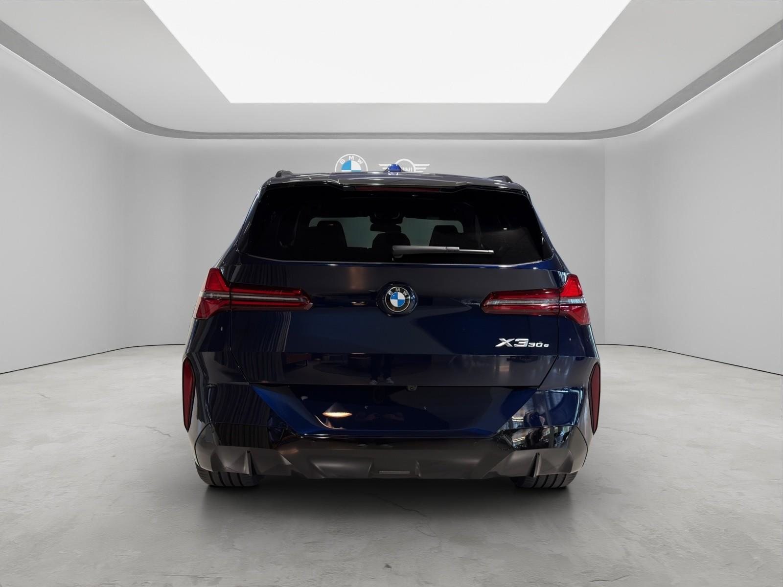 BMW X3 30e xDrive, Plug-in-Hybrid Petrol/Electric, New car, Automatic - 5