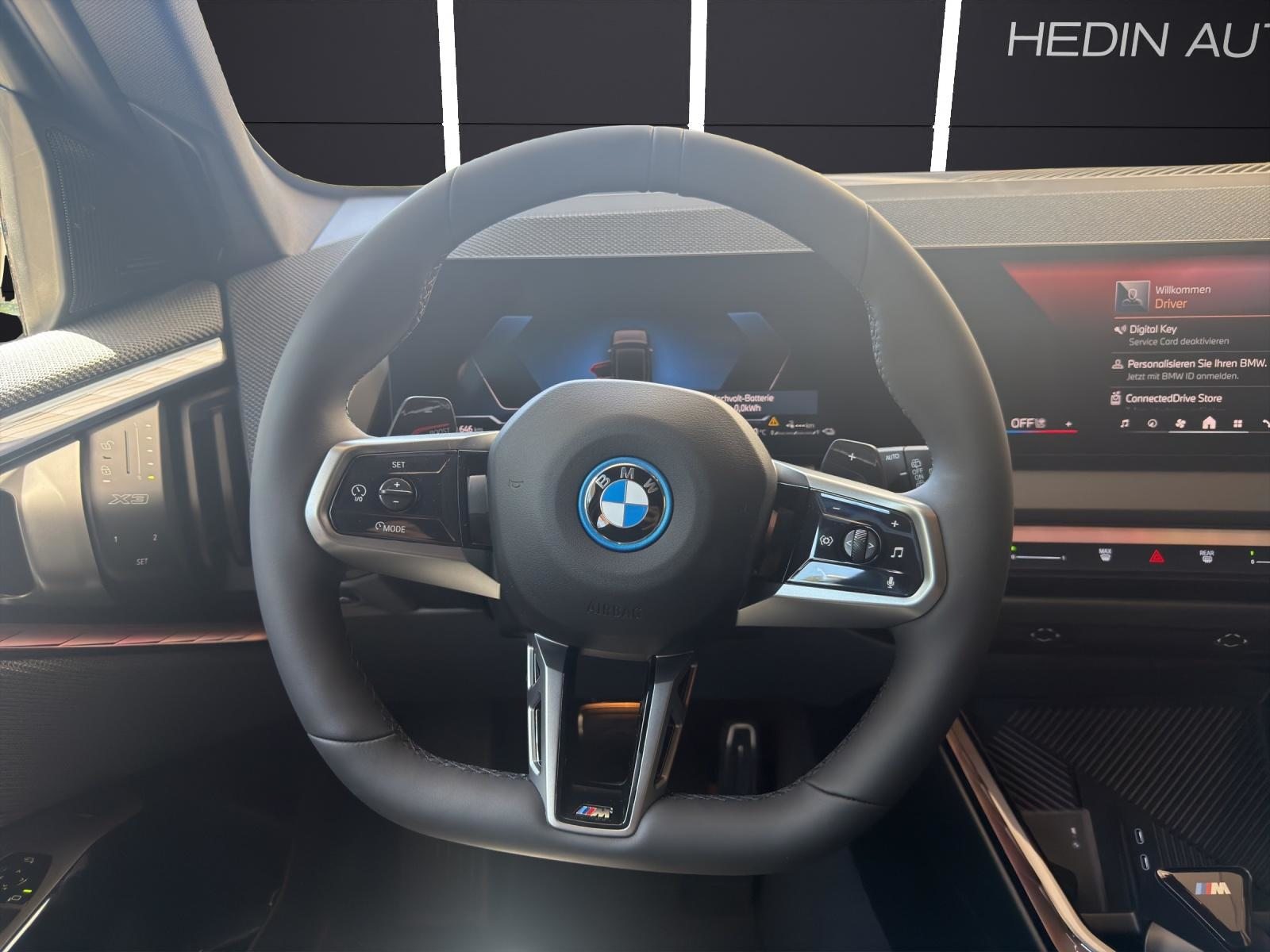 BMW X3 30e xDrive, Plug-in-Hybrid Benzina/Elettrica, Auto nuove, Automatico - 6