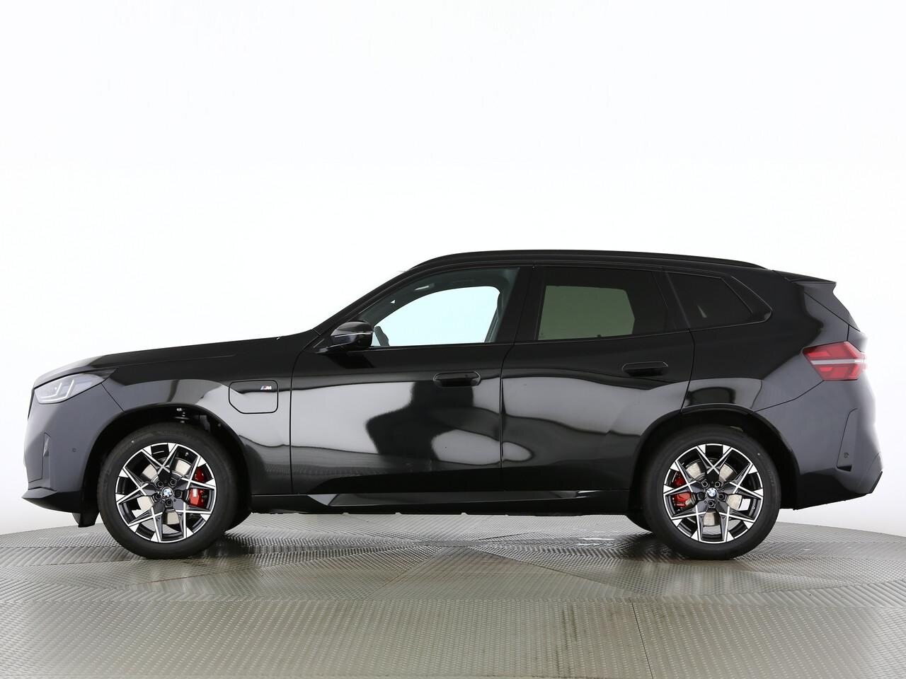 BMW X3 30e xDrive, Plug-in-Hybrid Benzina/Elettrica, Auto nuove, Automatico - 2