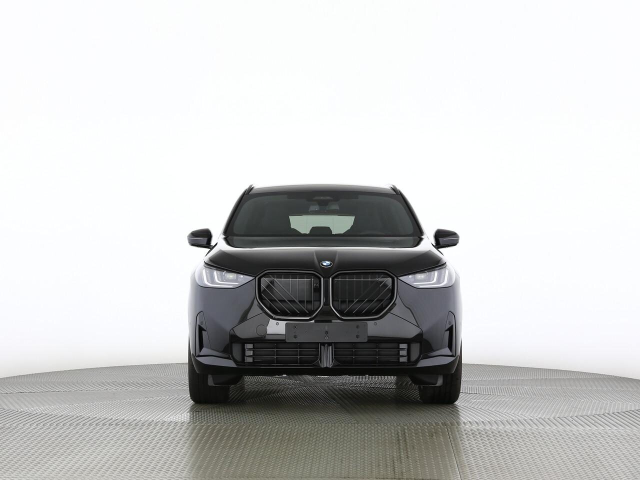 BMW X3 30e xDrive, Plug-in-Hybrid Benzina/Elettrica, Auto nuove, Automatico - 3