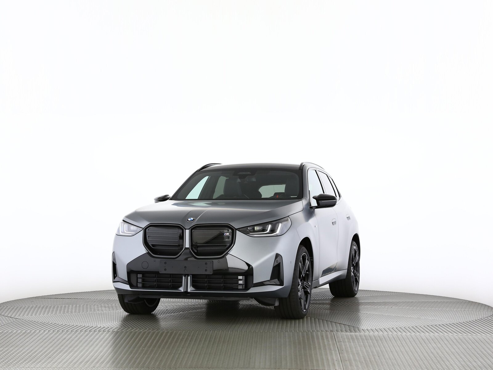 BMW X3 M50i