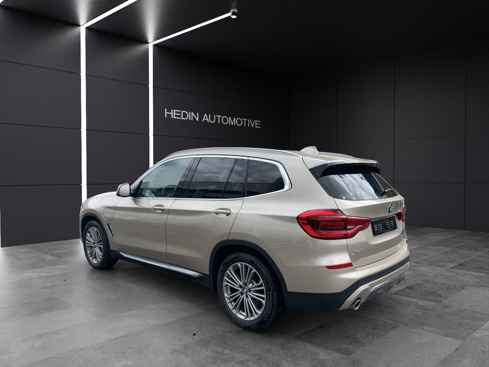 BMW X3 30e xDrive, Plug-in-Hybrid Petrol/Electric, Second hand / Used, Automatic - 3