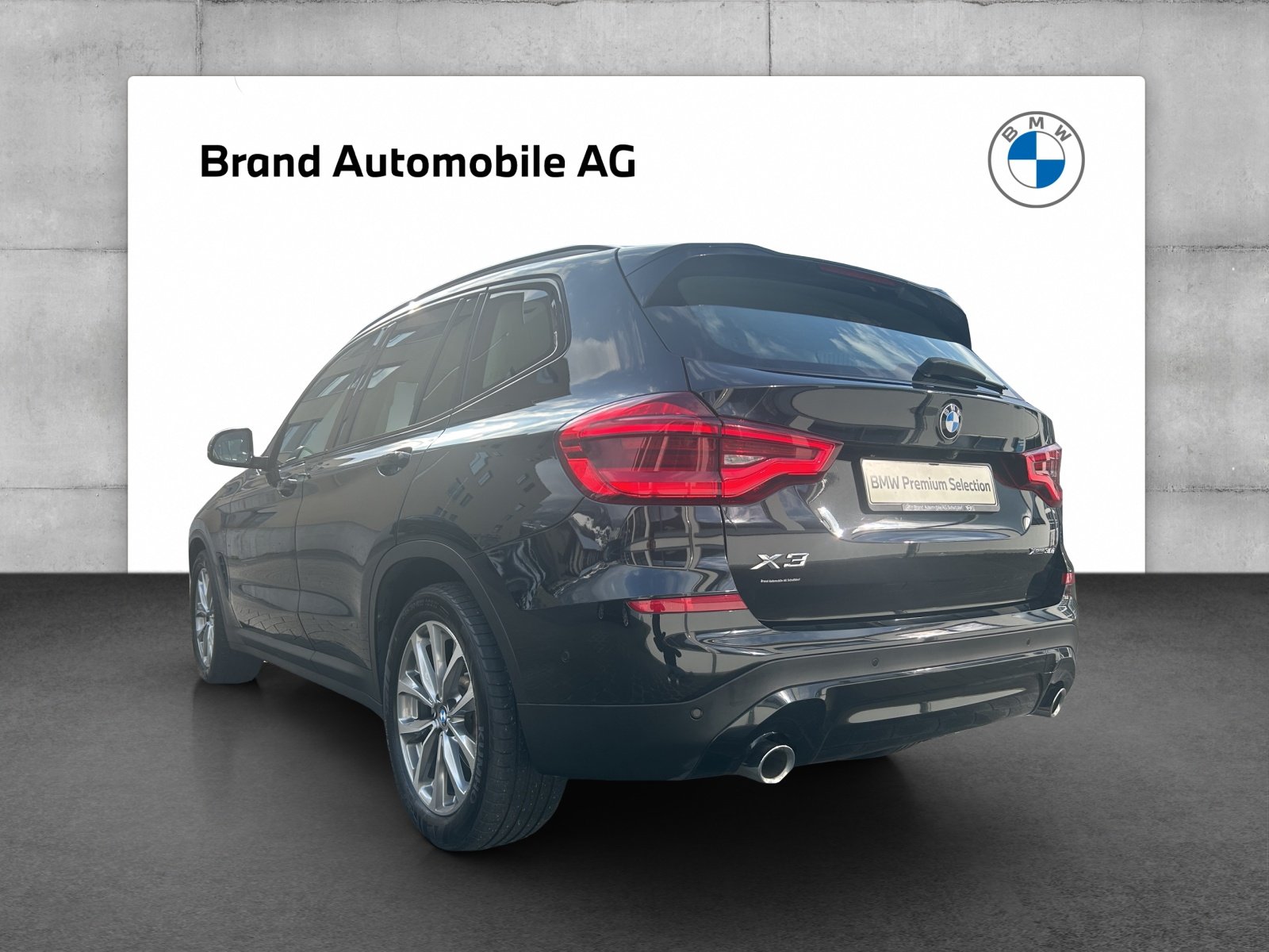 BMW X3 30i, Petrol, Second hand / Used, Automatic - 3