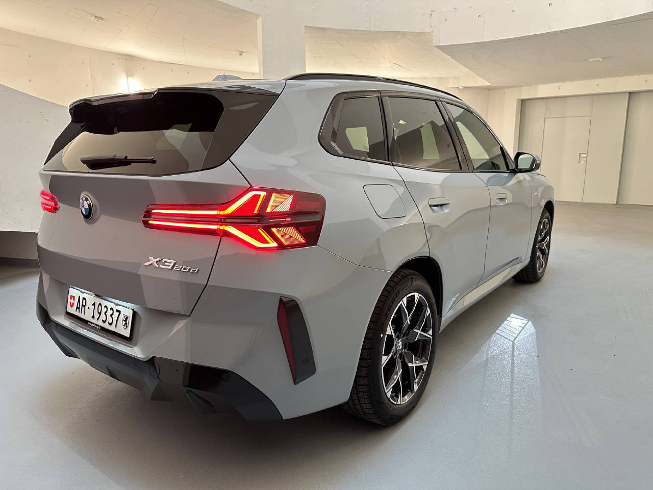 BMW X3 20d, Mild-Hybrid Diesel/Elektro, Occasion / Gebraucht, Automatik - 2