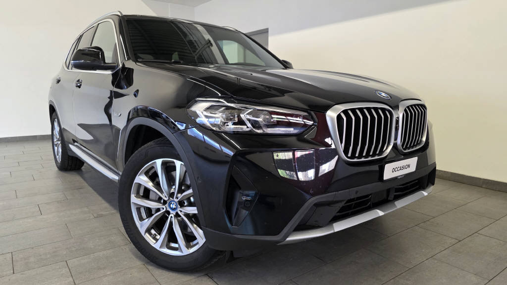 BMW X3 30e