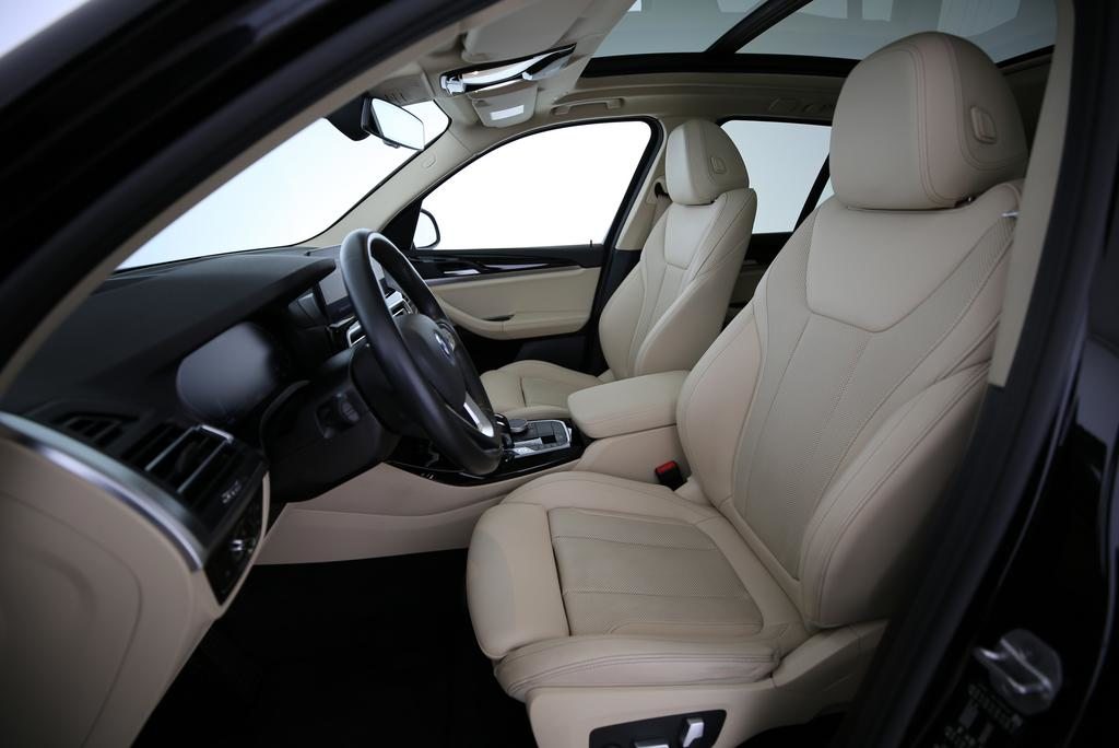 BMW X3 30e xDrive, Hybride Rechargeable Essence/Électricité, Occasion / Utilisé, Automatique - 3