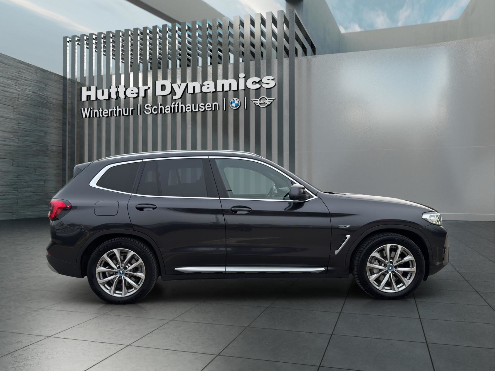BMW X3 30e xDrive ANHAENGERKUPPLUNG, Plug-in-Hybrid Petrol/Electric, Second hand / Used, Automatic - 4