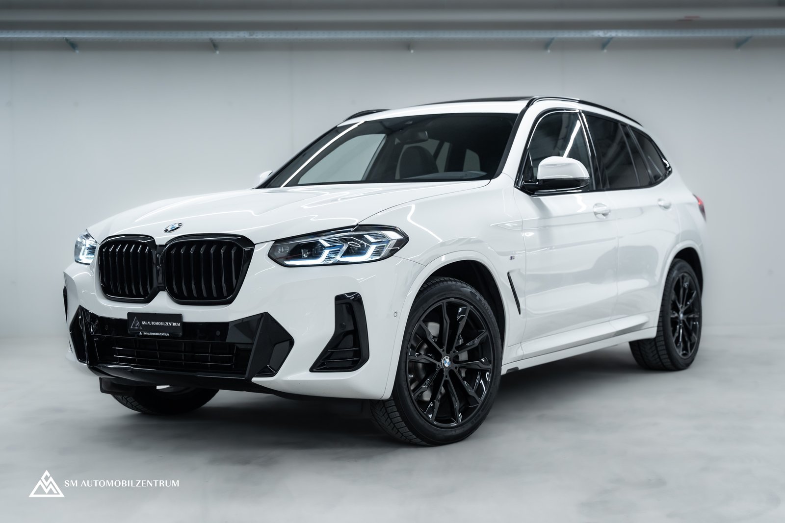 BMW X3 30i M Sport / Panoramadach / HarmanKardon / 36