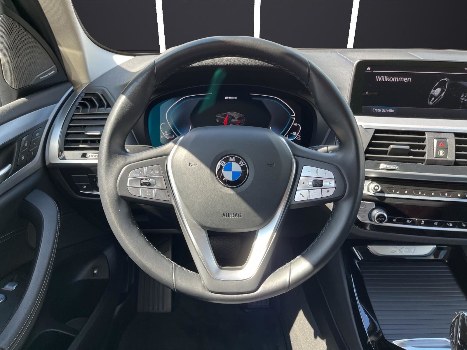 BMW X3 30e xDrive, Plug-in-Hybrid Petrol/Electric, Second hand / Used, Automatic - 6