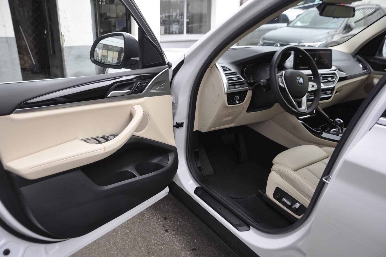 BMW X3 30i I Anhängerkupplung I Standheizung, Benzina, Occasioni / Usate, Automatico - 4