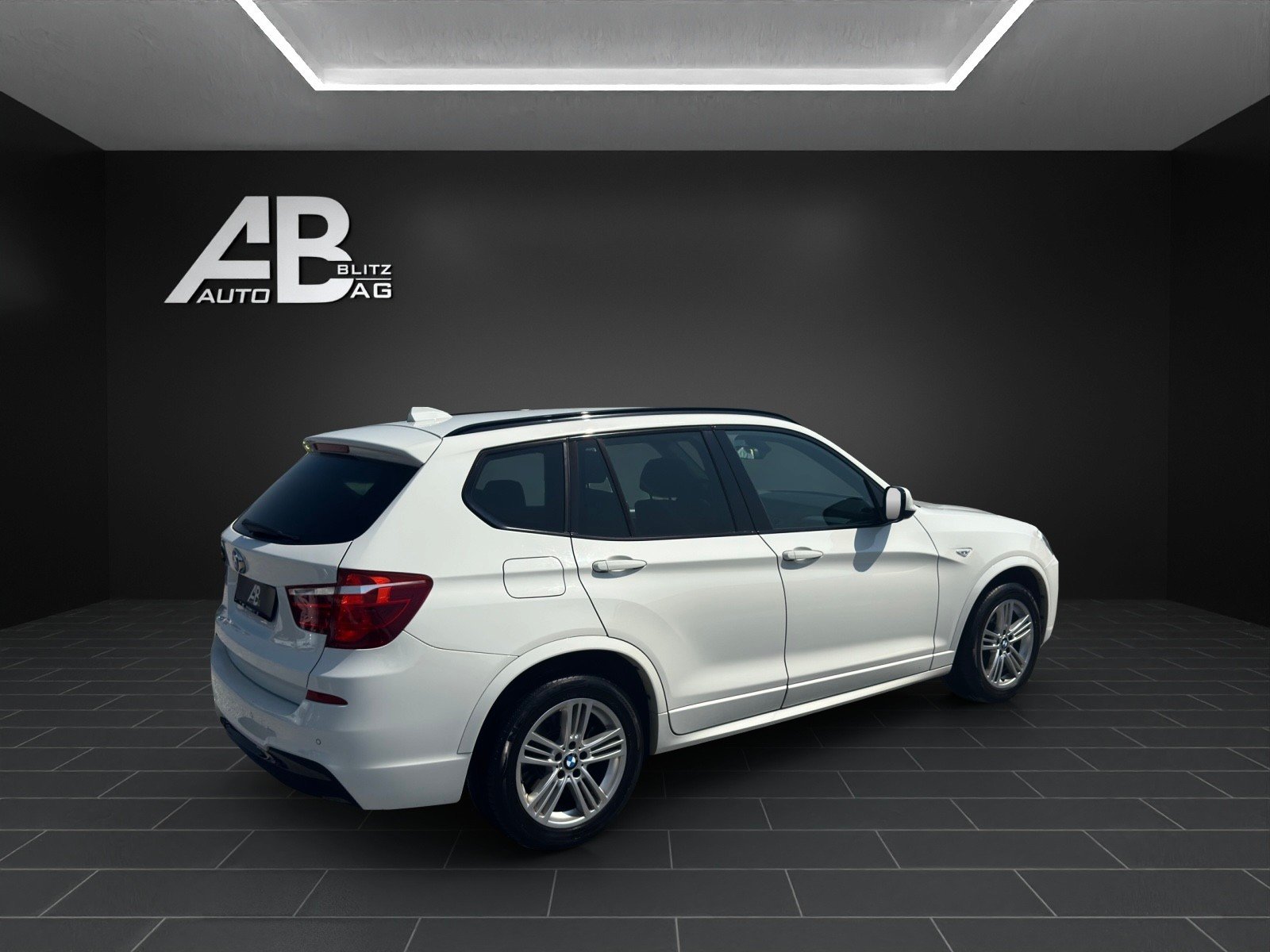 BMW X3 35d M-Sportpaket Steptronic, Diesel, Occasion / Gebraucht, Automatik - 5