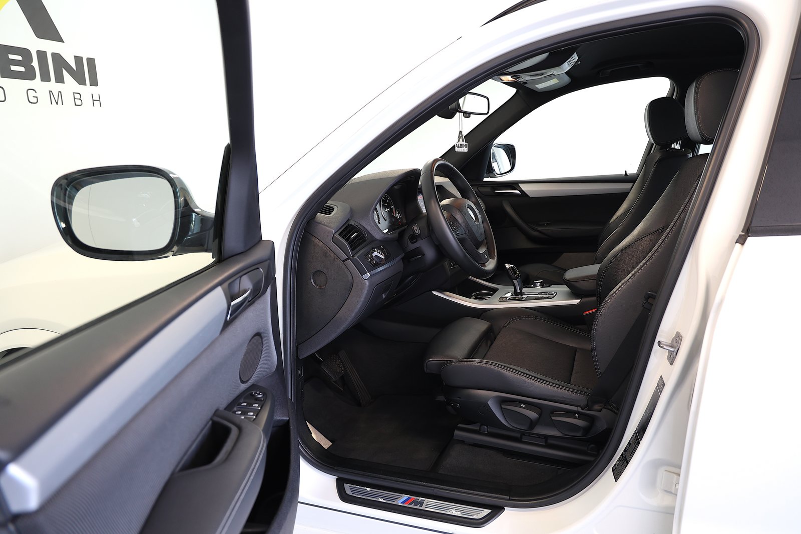 BMW X3 20d M-Sport Steptronic, Diesel, Occasion / Gebraucht, Automatik - 7