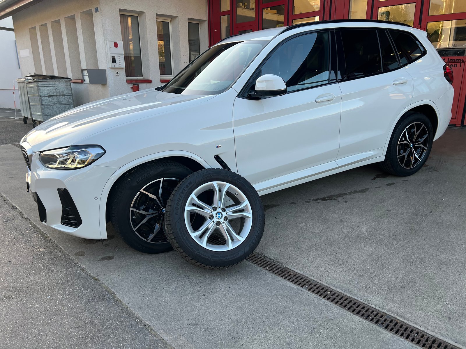 BMW X3 48V 20d M Sport, Mild-Hybrid Diesel/Elektro, Occasion / Gebraucht, Automatik - 2