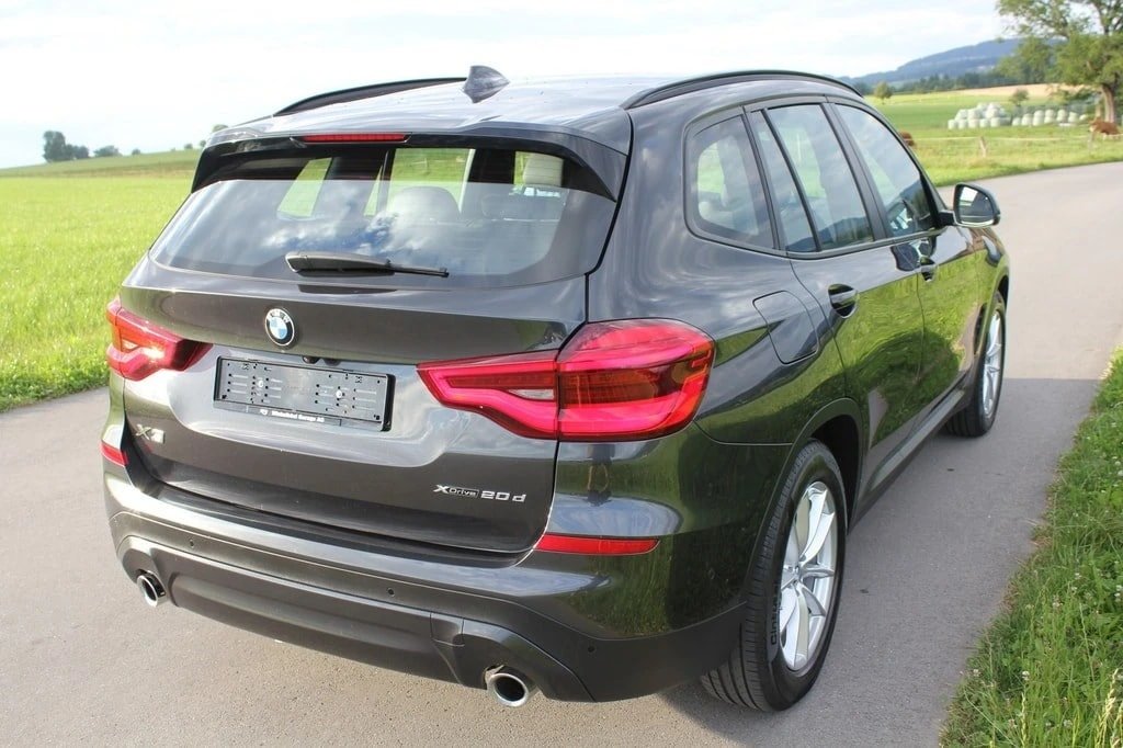BMW X3 20d Individual xLine Steptronic, Diesel, Occasion / Gebraucht, Automatik - 4