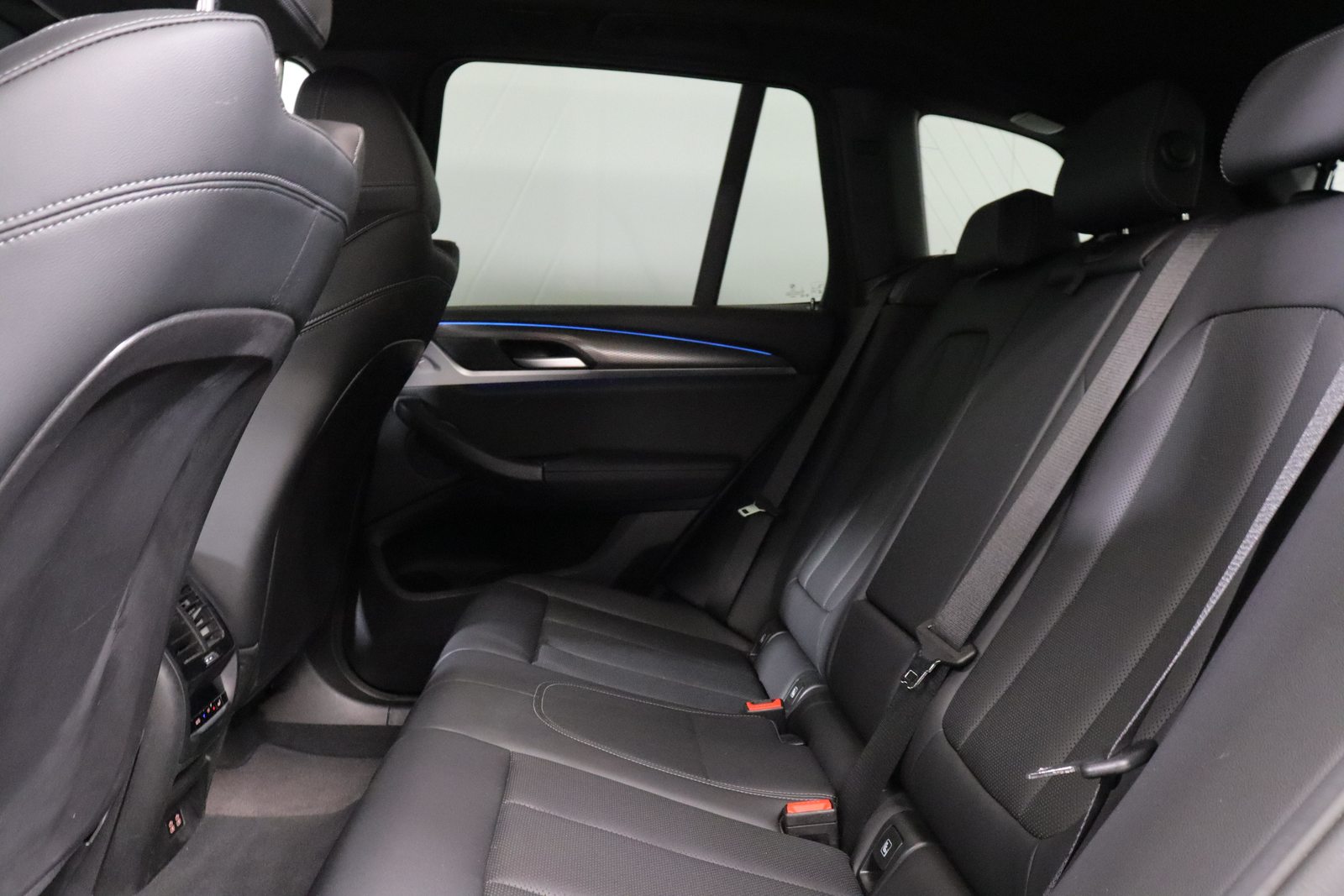 BMW X3 30e xDrive SAG, Plug-in-Hybrid Petrol/Electric, Second hand / Used, Automatic - 5