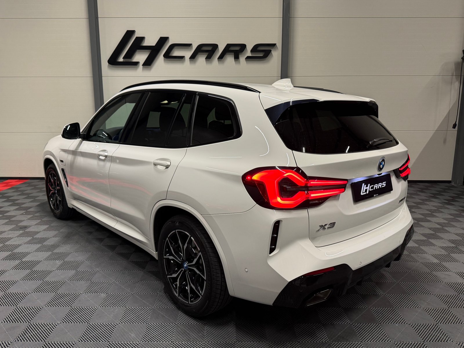 BMW X3 30e SAG M-Sport, Plug-in-Hybrid Benzin/Elektro, Occasion / Gebraucht, Automatik - 3