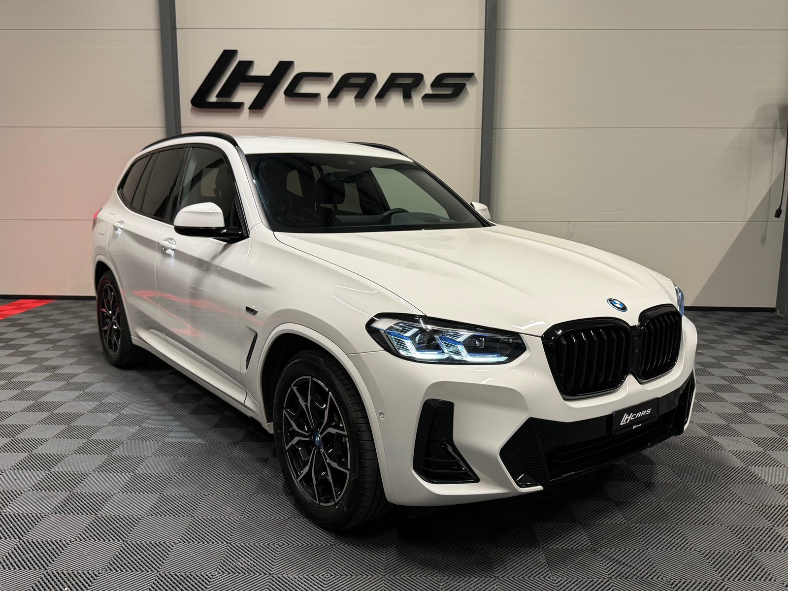 BMW X3 30e SAG M-Sport, Plug-in-Hybrid Benzin/Elektro, Occasion / Gebraucht, Automatik - 6