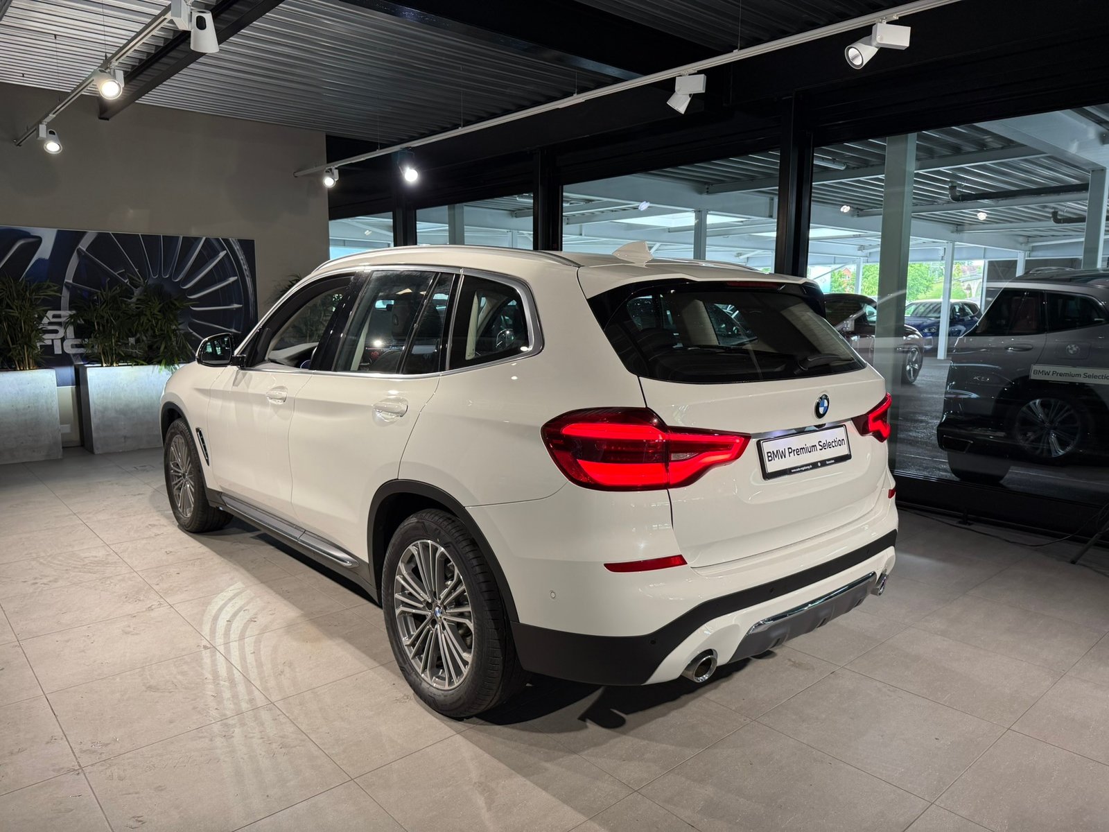 BMW X3 48V 20d Individual Luxury Line Steptronic, Mild-Hybrid Diesel/Electric, Second hand / Used, Automatic - 5