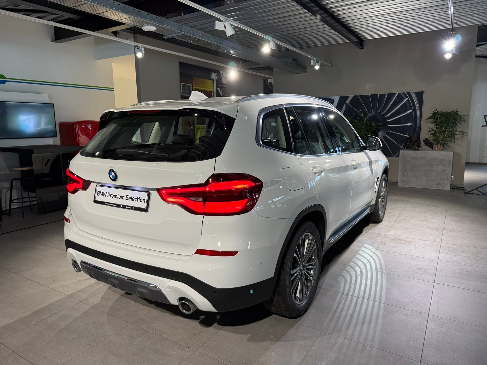 BMW X3 48V 20d Individual Luxury Line Steptronic, Mild-Hybrid Diesel/Electric, Second hand / Used, Automatic - 7